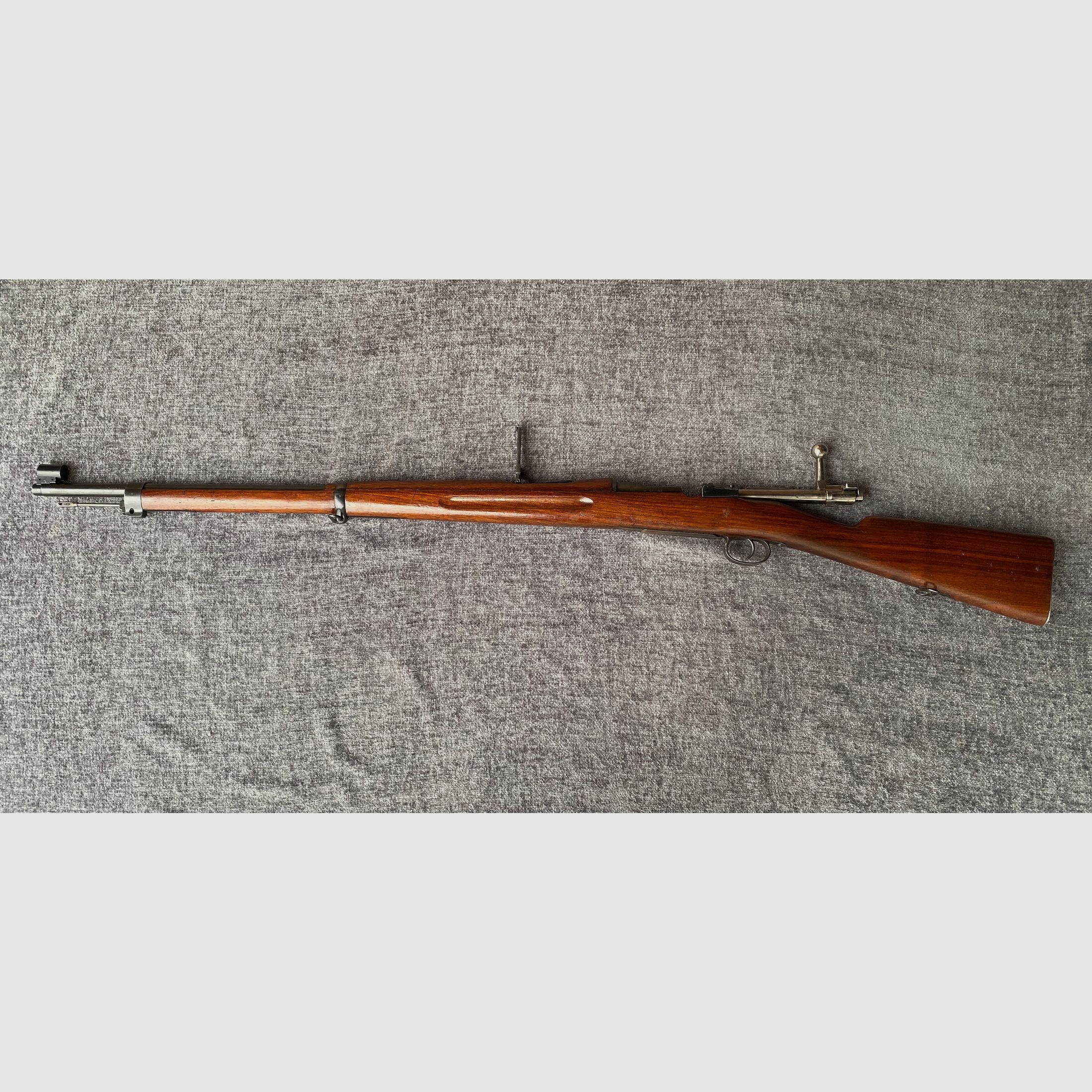 Carl Gustaf de 2010. Numéro identique.