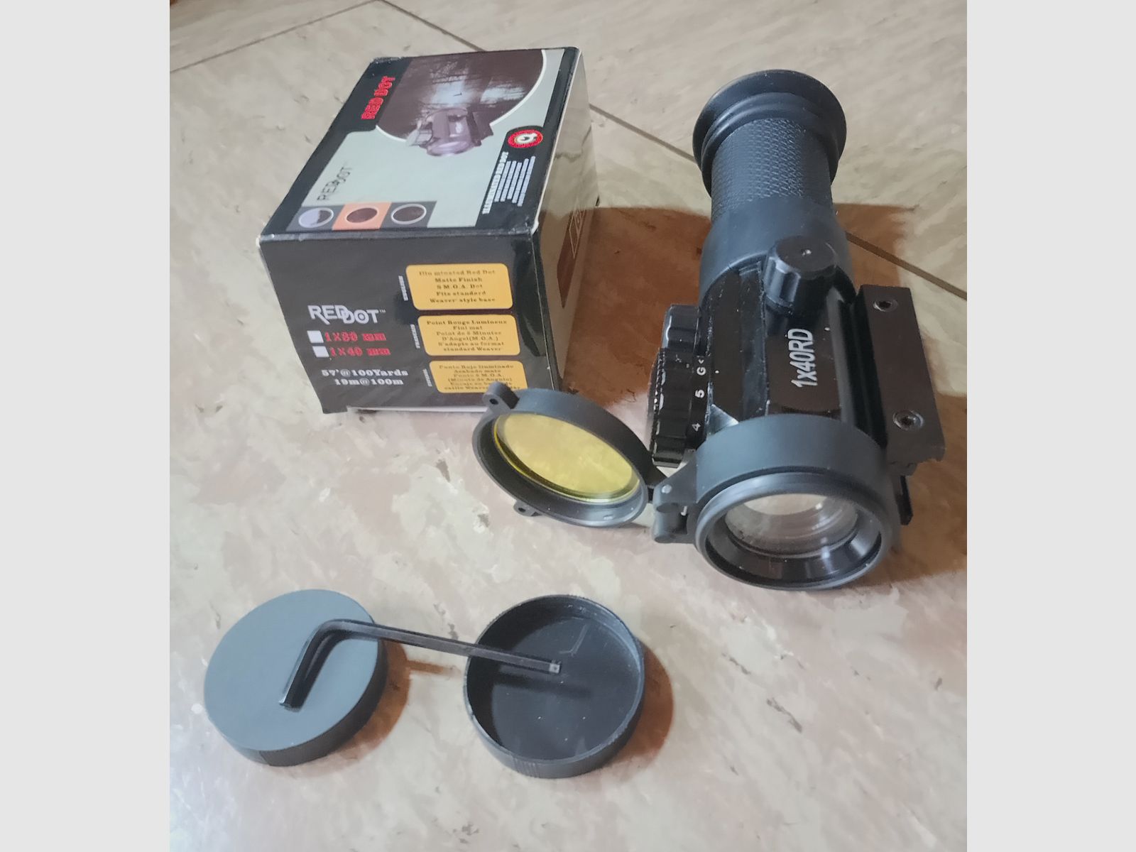 Red DOT red or green crosshair with sunshade cap yellow 11mm rail 21mm Picatinny new