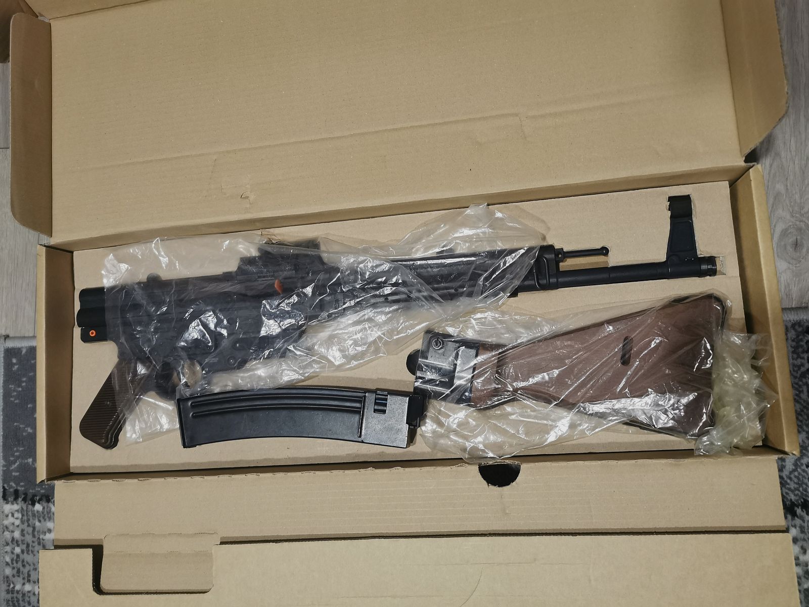 GSG StG 44 Schreckschussgewehr 9 mm P.A.K. Vollmetall Echtholz