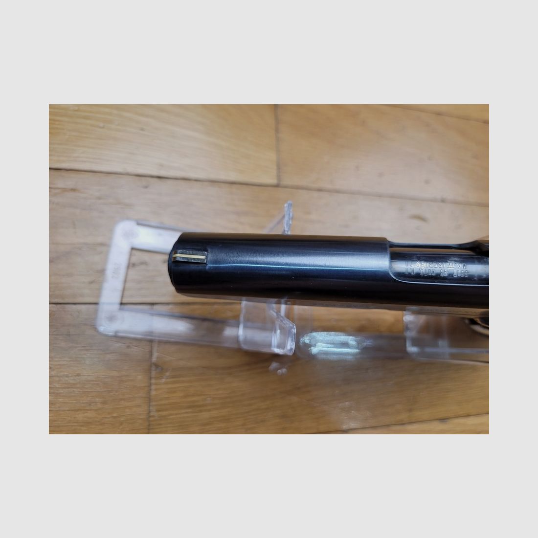 Seltene Colt Commander 45 ACP – wunderschöne originale Dual Tone Blue-Finish – MK IV Serie 70 – hergestellt um 1982 – Pachmayr-Griffschalen – 4 ¼ Zoll Lauf – quadratischer Abzug – verstellbarer Abzug – Colt-Qualität auf höchstem Niveau – TBE++, Bild 4 von 18
