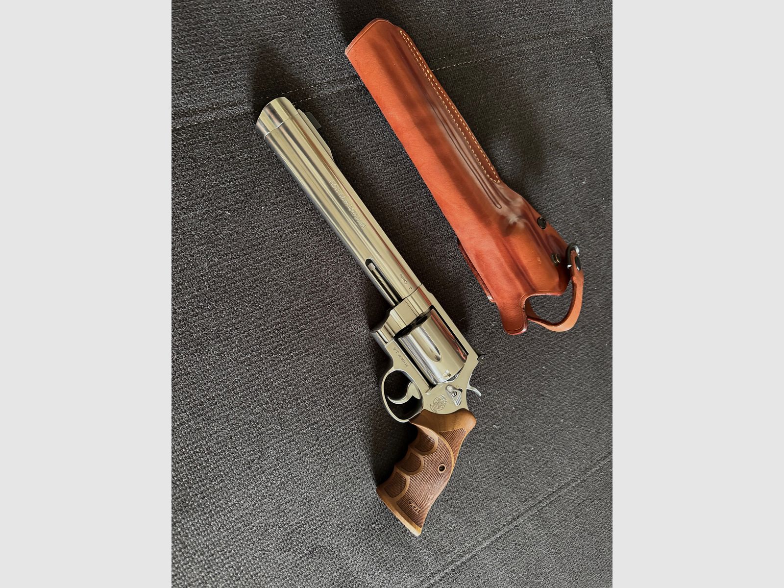 Smith&Wesson 500   8 3/8 Révolver