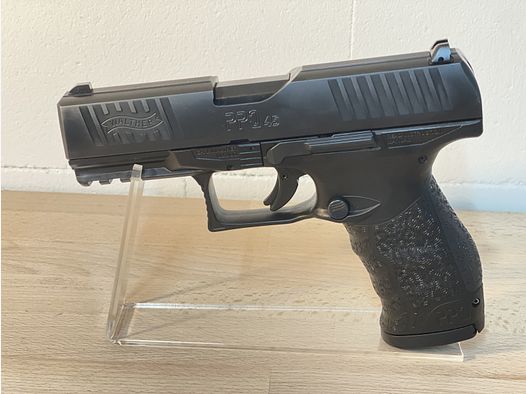 Walther PPQ 45 / Cal .45 Auto / Original Koffer