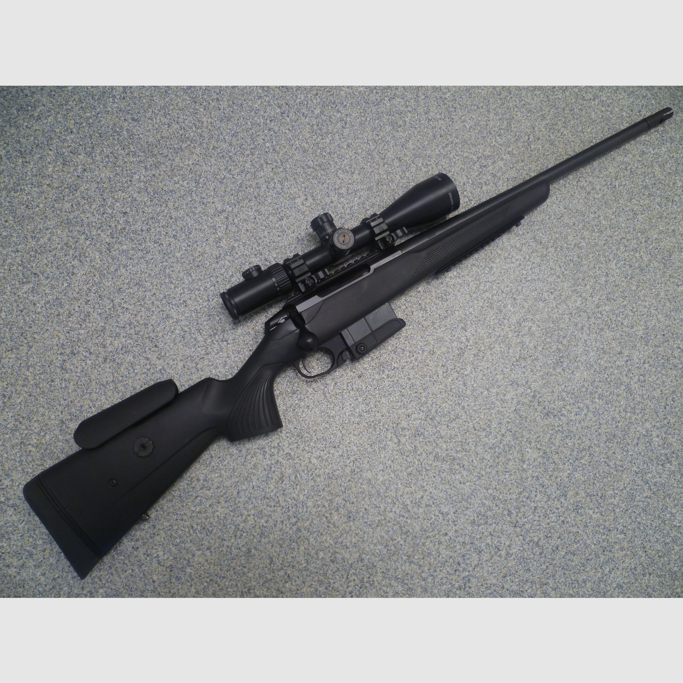 Repeater rifle Tikka T3x .308 Win.