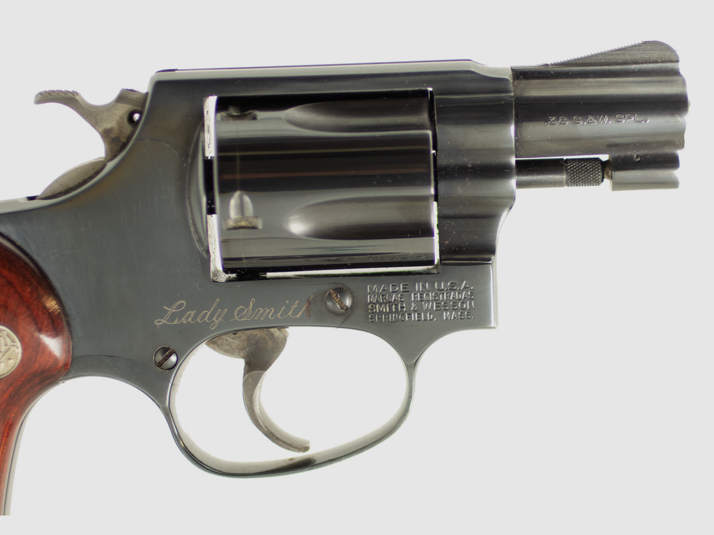 Revolver Smith & Wesson LadySmith Kaliber .38 Special – Eleganz und Zuverlässigkeit, Bild 13 von 14