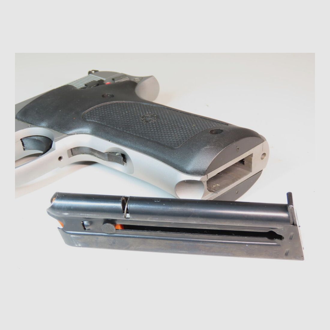 Smith & Wesson 2206
