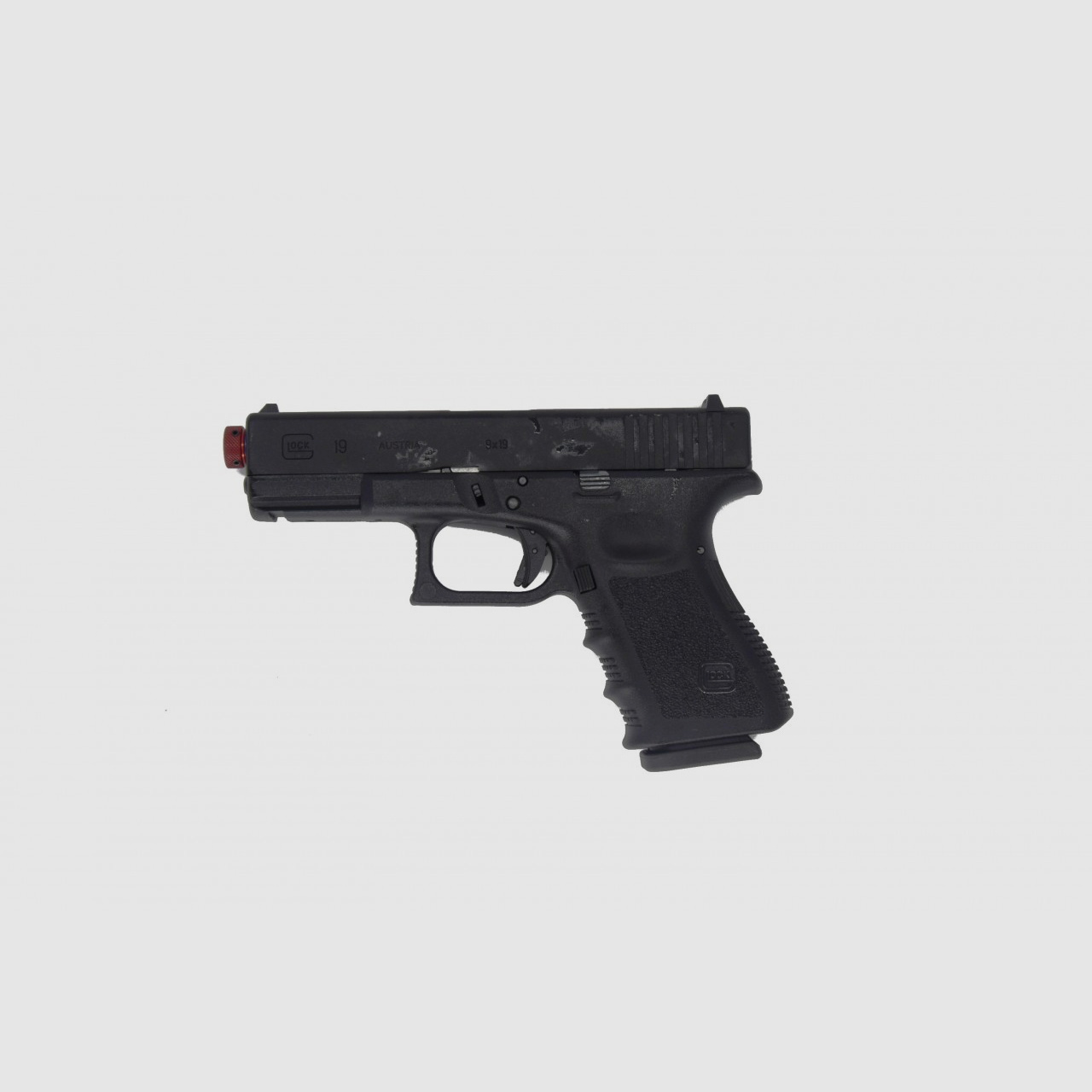 LASER AMMO - Umarex Glock 19 GBB with R.E.A.L. Kit Green Gas