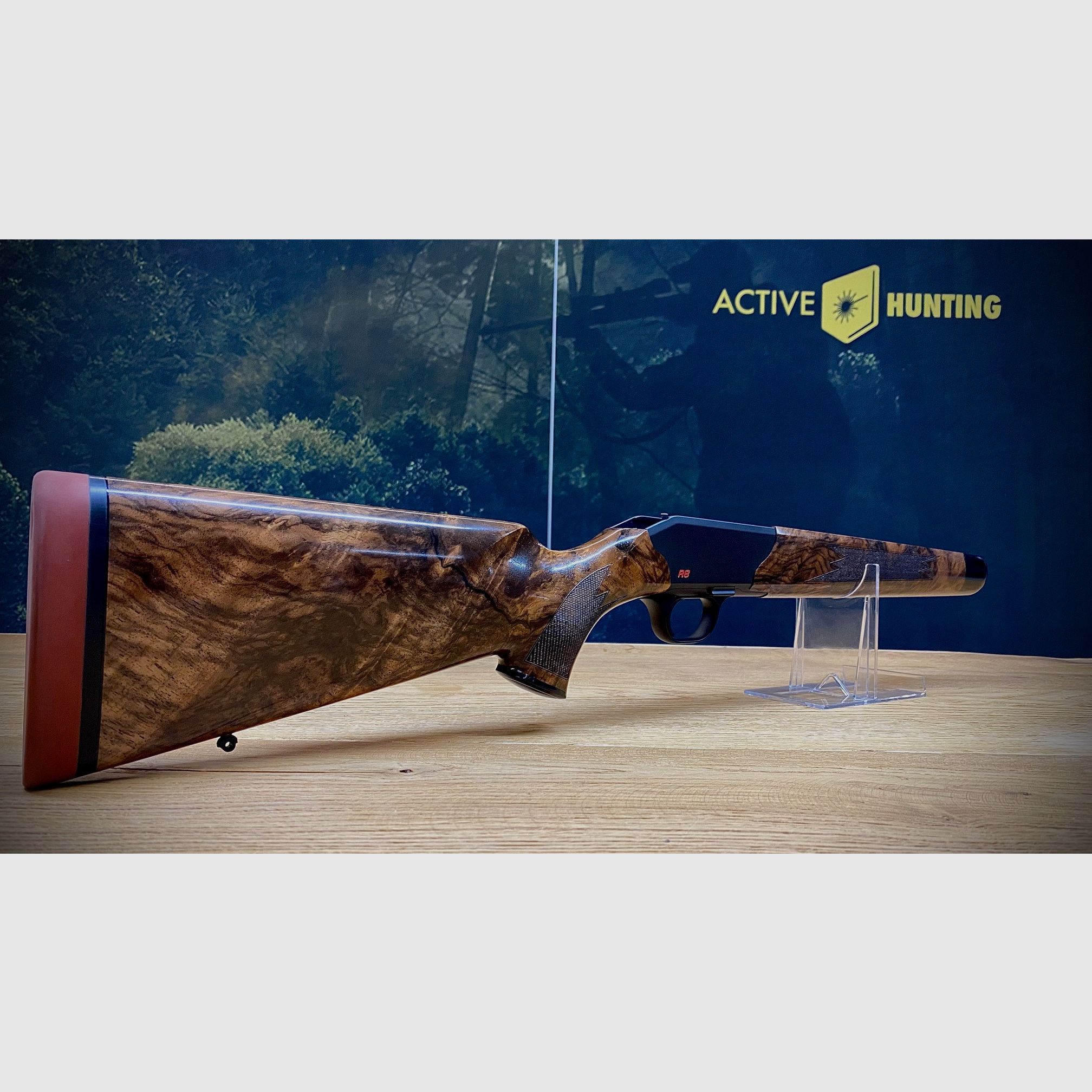 Blaser R8 Safari Schaft mit Gehäuse-System / HK7 / rote Schaftkappe / Finanzierung möglich!