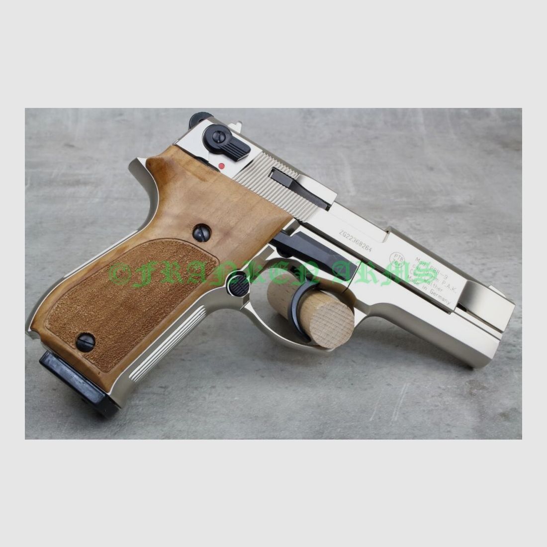 Umarex Walther P88 Compact 9mm P.A. vernickelt Holzgriffschalen