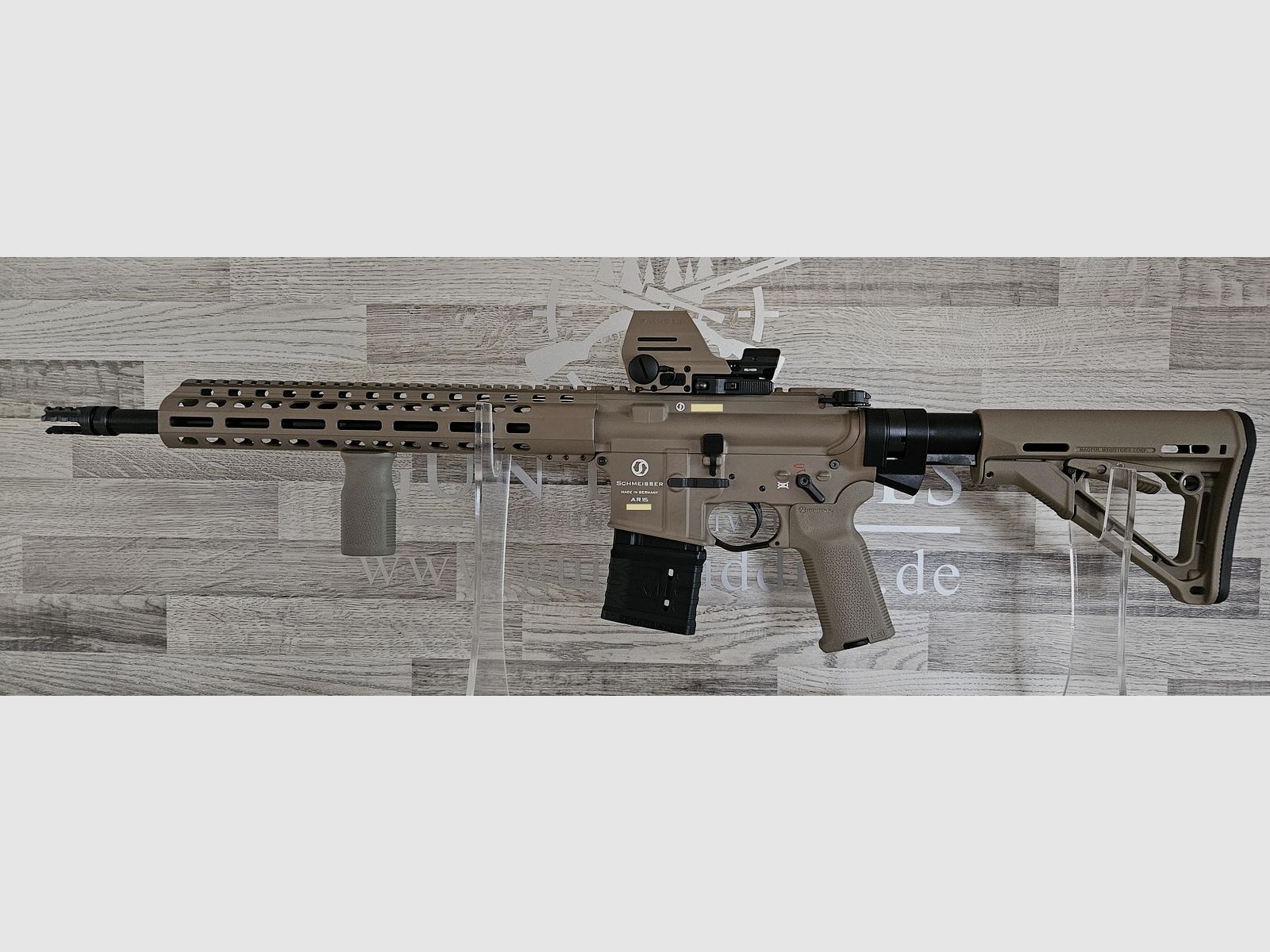 Schmeisser AR15 M4FL 14,5" FDE modello speciale MAGPUL cal. .223Rem con ottica - spedizione gratuita! - Nuovo dal commercio specializzato