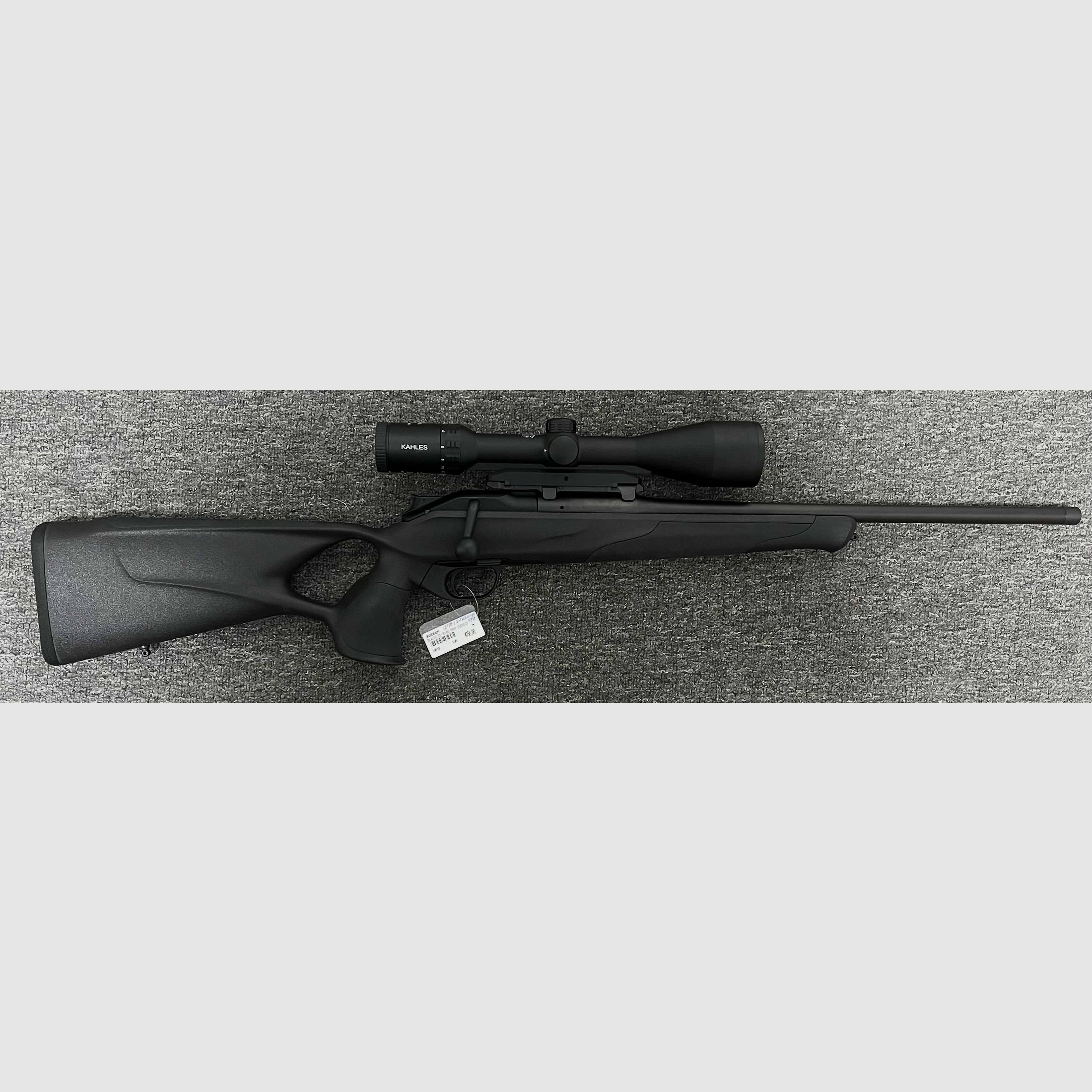Blaser R8 Professional Succes + Kahles Helia 2,4-12x56 i + Montaje Dentler