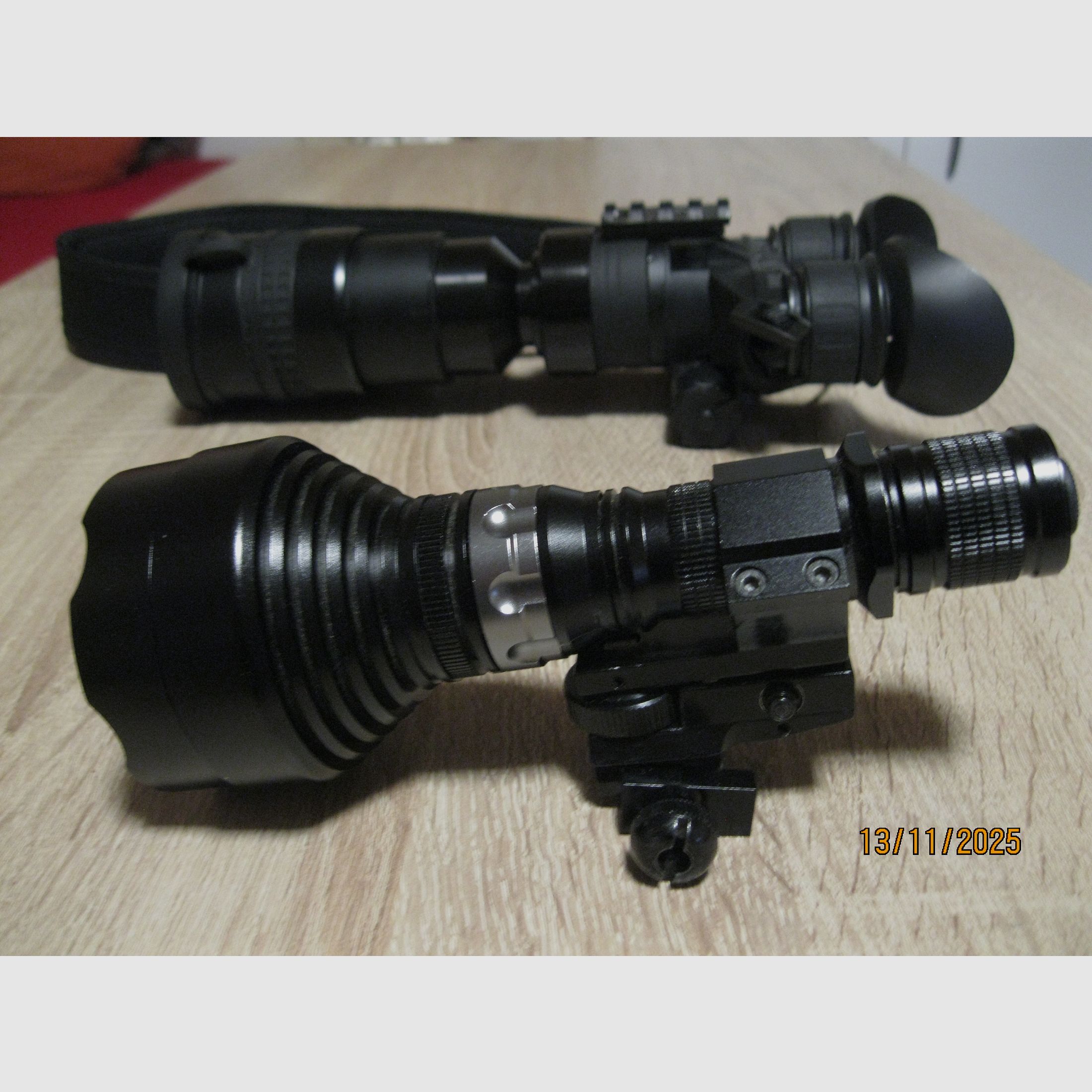Dispositivo di visione notturna NYX Gen 2+ Armasight.
