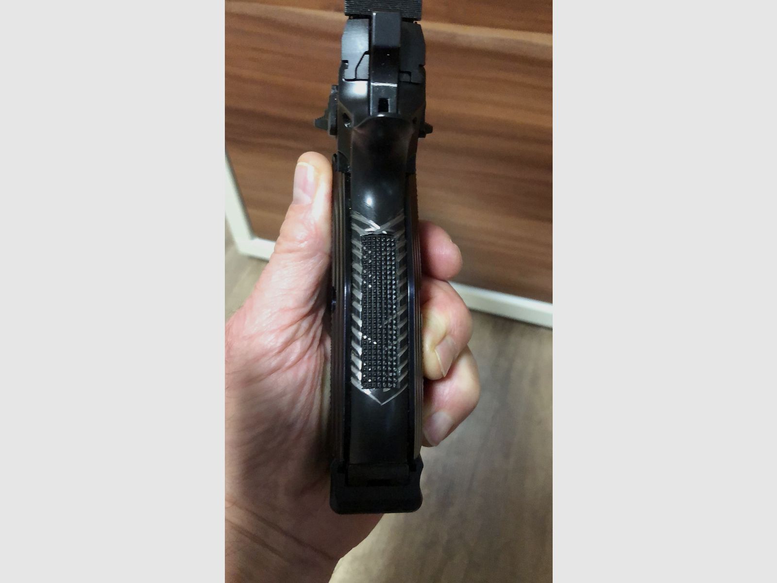 Precisiepistool van het huis CZ-Taipan Pro Tuning