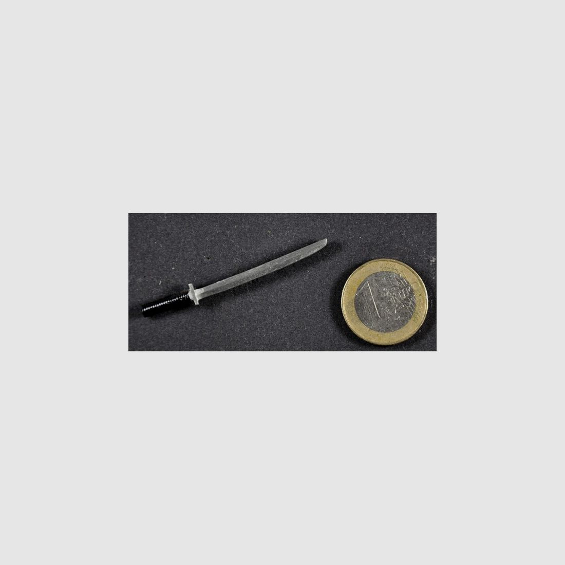 Japanisches Katana Schwert als Metall-Anstecker