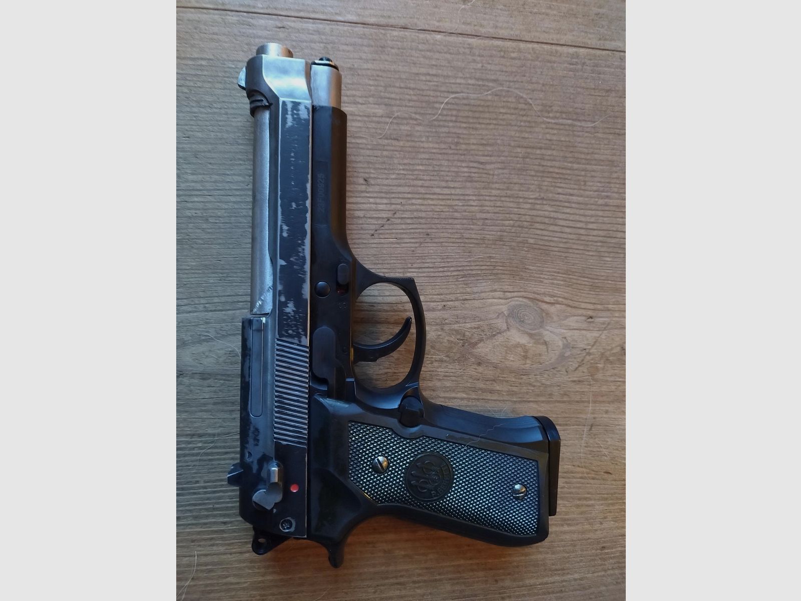 M92 Airsoft Springer/ Deko met custom geluiddemper