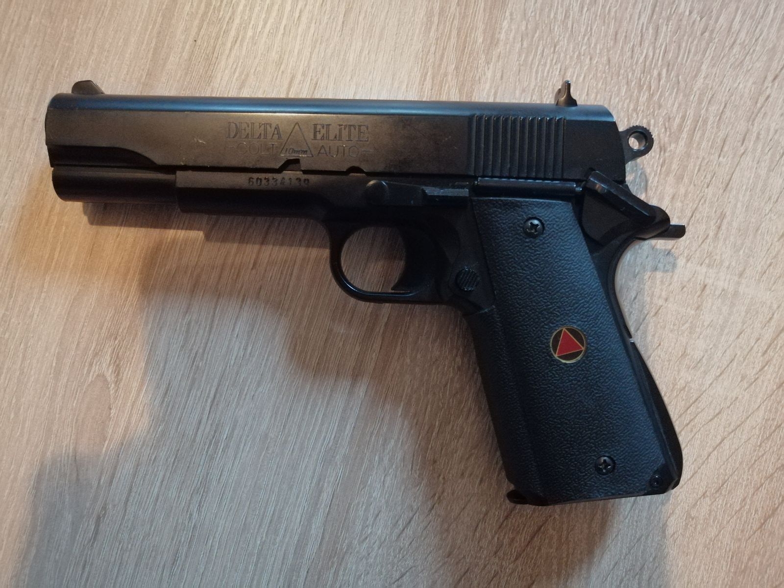 Delta Elite Airsoft Colt