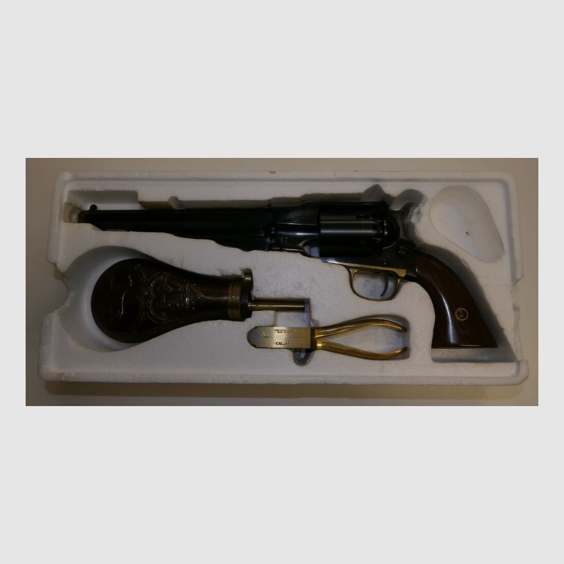 EuroArms Perkussionsrevolver New Model Army