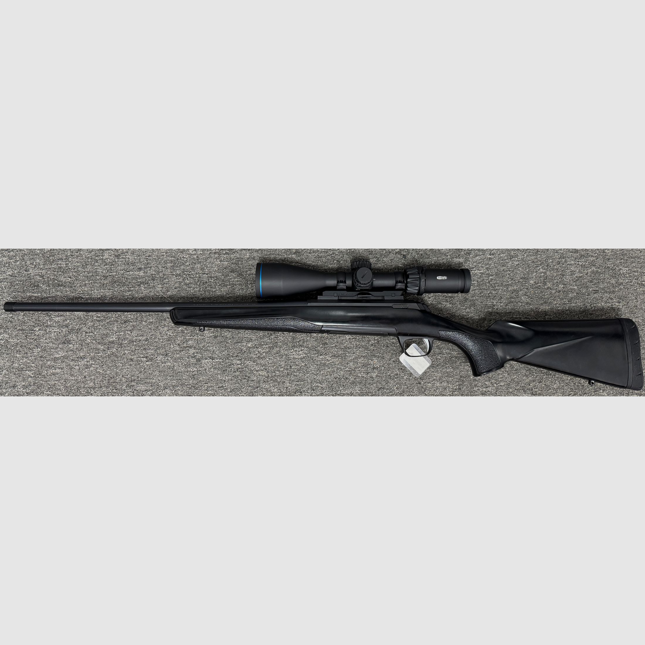 Browning X-Bolt .30-06 avec filetage de bouche, lunette de tir