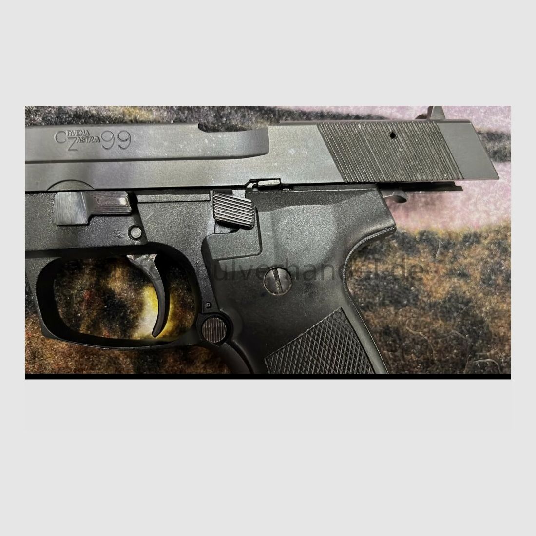 Zastava CZ 99 CZ 99 in 9mmLuger, similar to Sig P226