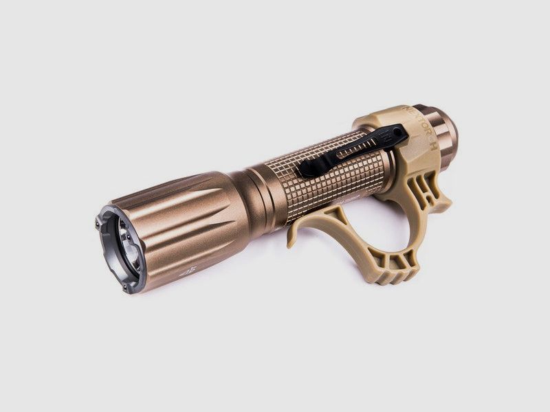 NEXTORCH TA30CS OPERATOR SAND – Lampe de poche LED tactique 1.600 Lumens
