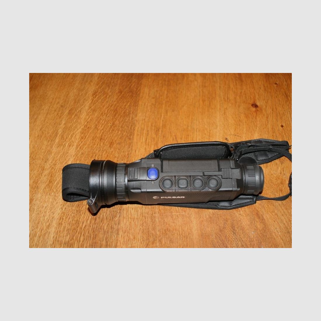 Pulsar Helion 2 XP50 PRO Wärmebildkamera Wärmebildgerät + 2ter Akku gratis + XSPECTER-Kamera-Adapter - versandkostenfrei