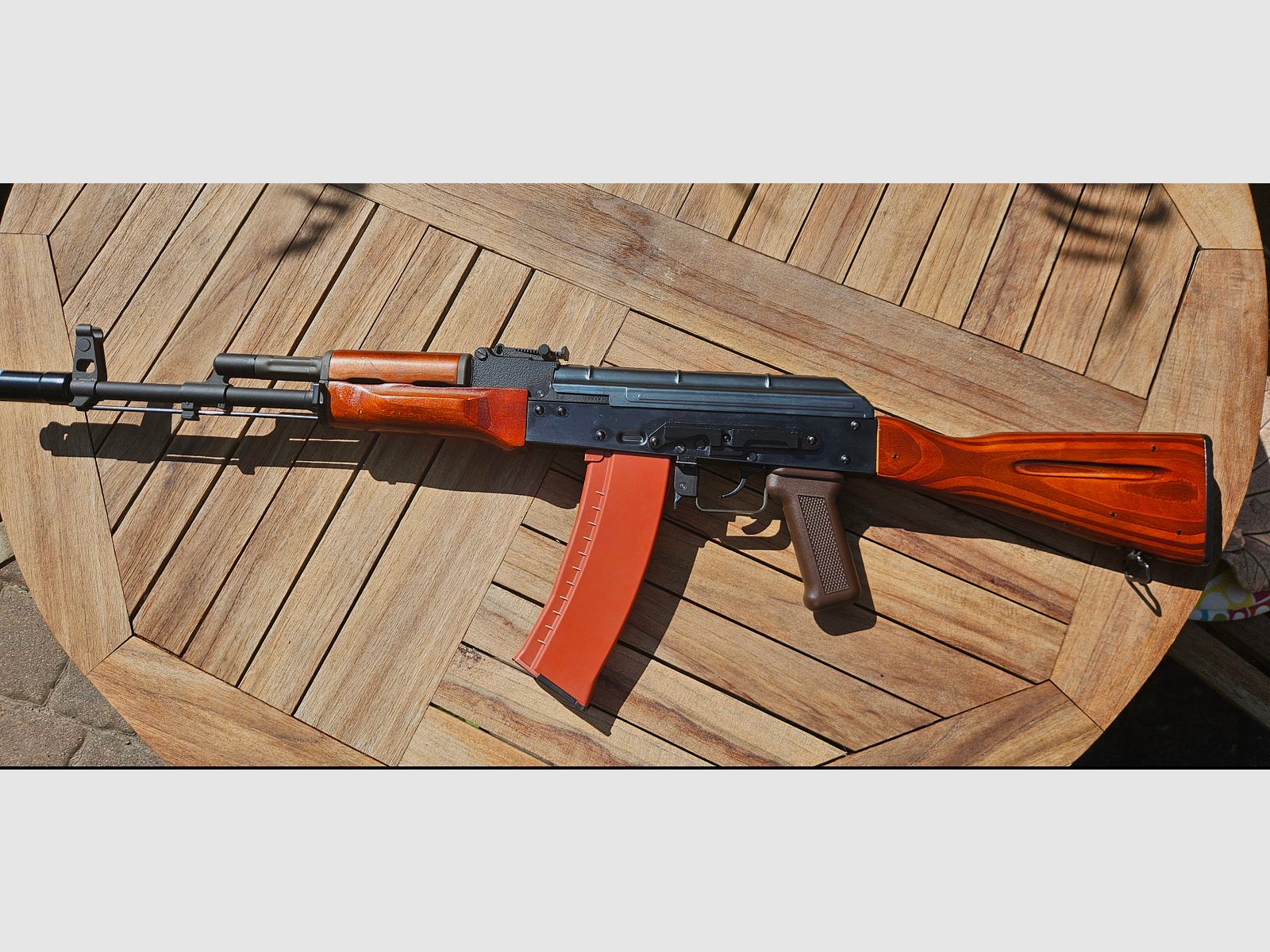 Wei-ETech AK-74 Vollmetall Echtholz AWSS Open-Bolt Gas-Blow-Back