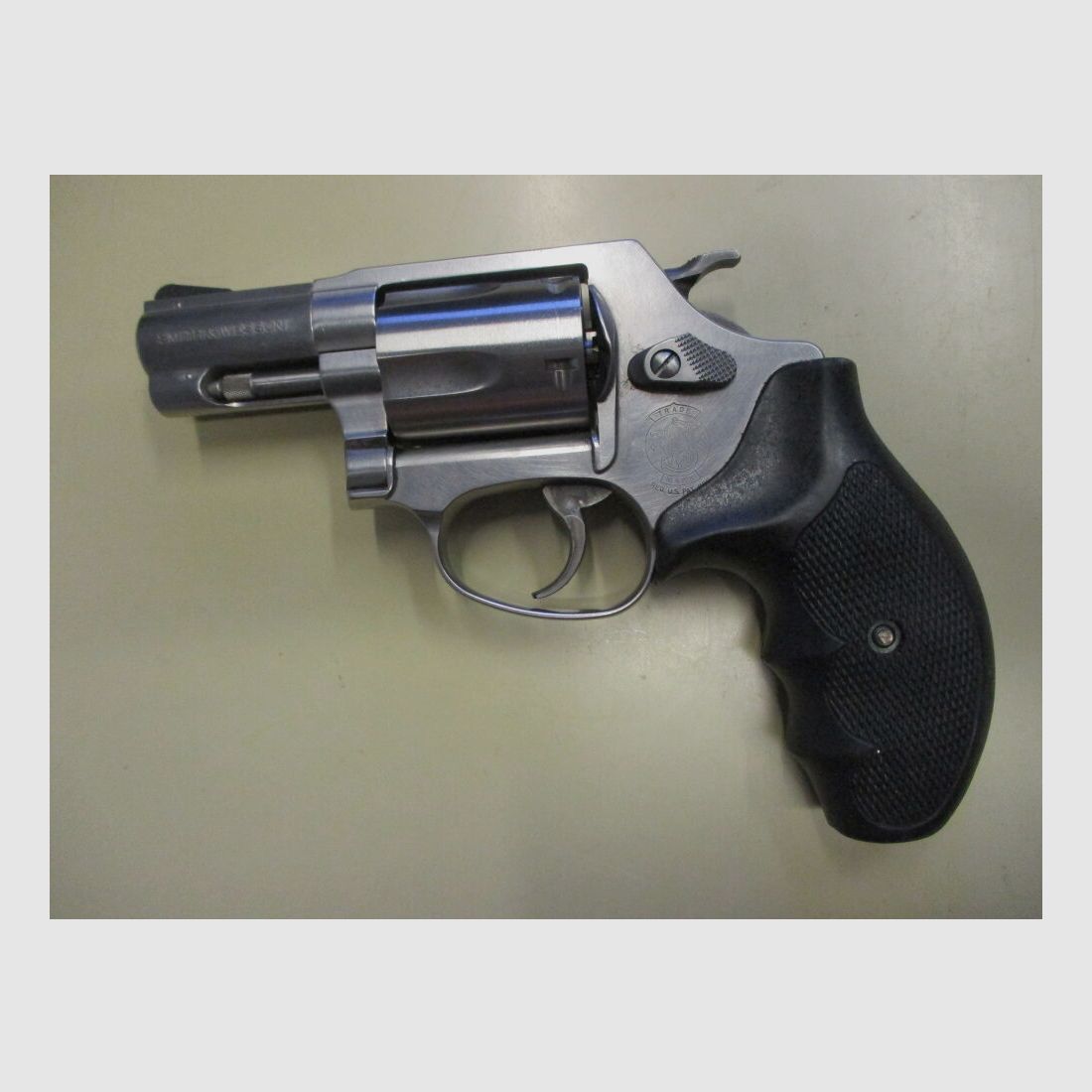Smith & Wesson 60