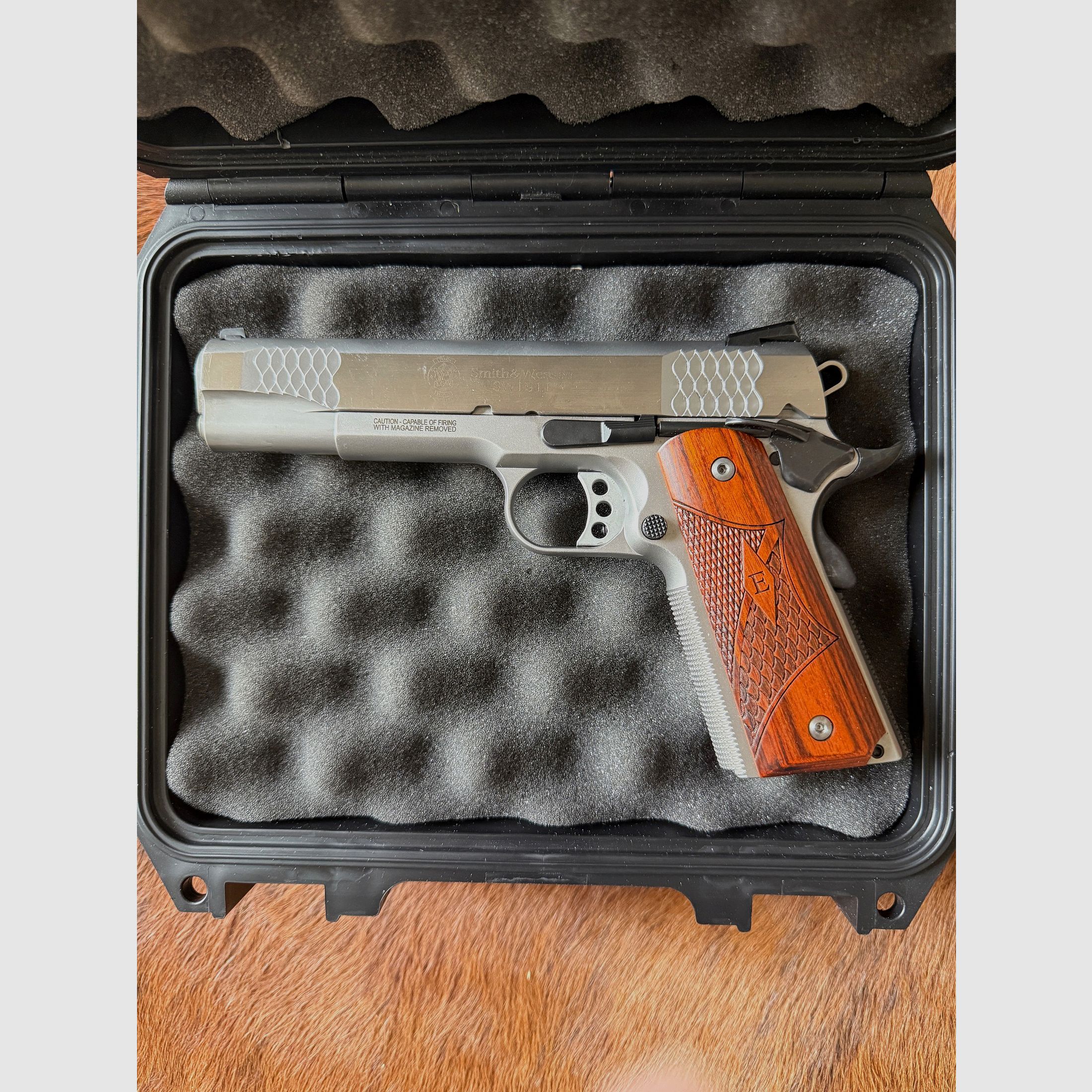 Smith & Wesson  ENHANCED SW1911