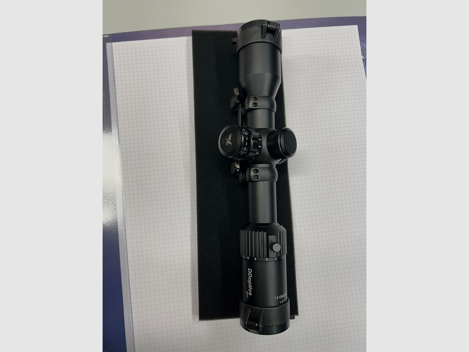 DDoptics Zielfernrohr | V10 1,5-15x40 NXT | MRAD | A4D mit Blaser Sattelmontage