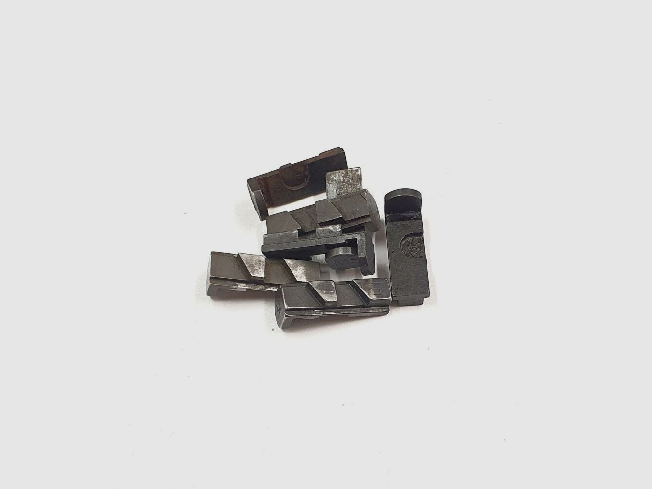 30M1 [25a] US 30M1 carbine Magazinhalter Typ 3/Magazine Catch Type 3, gebraucht/used ,US Military part