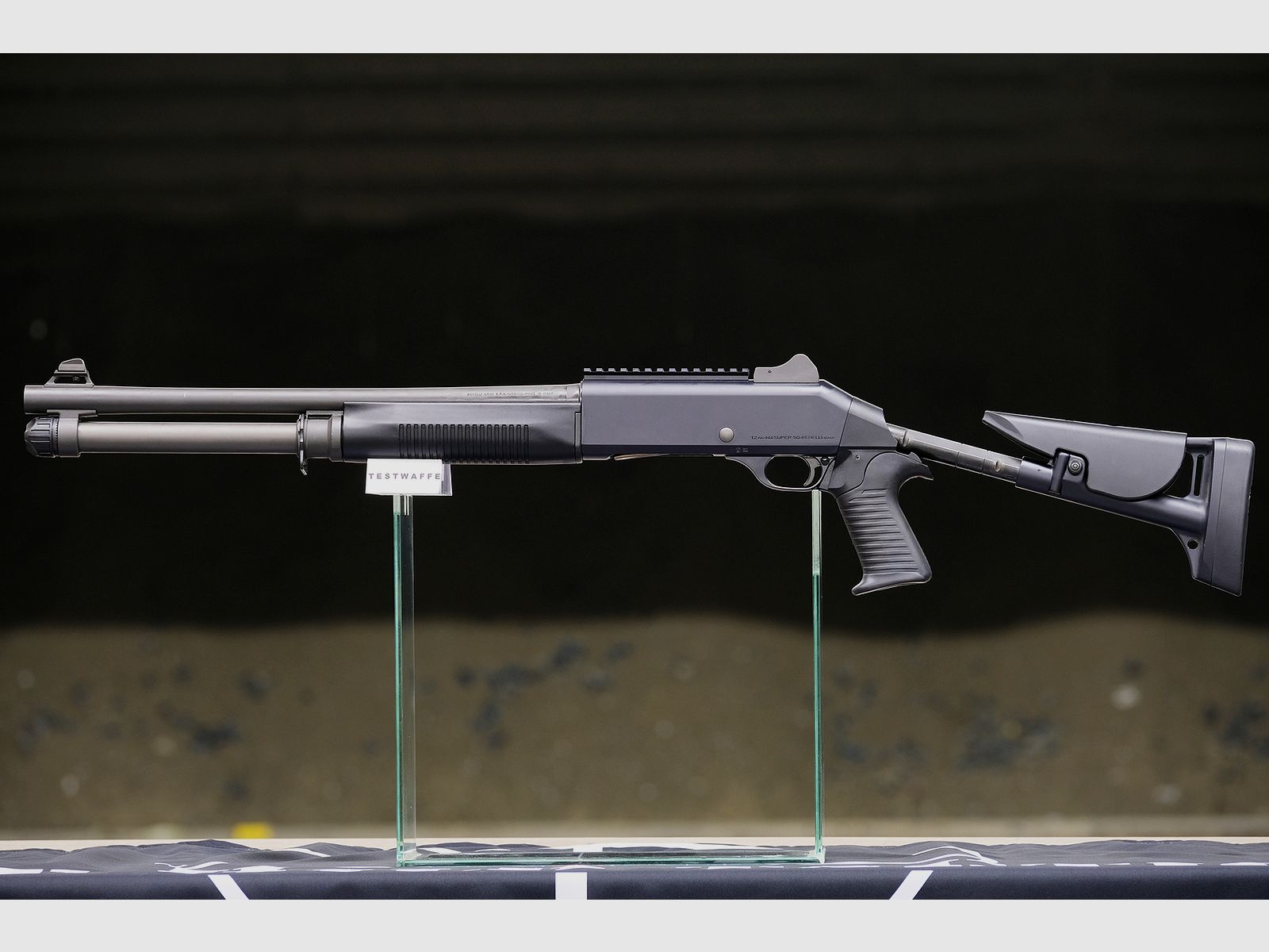 Benelli M4 Super 90, Bild 1 von 2