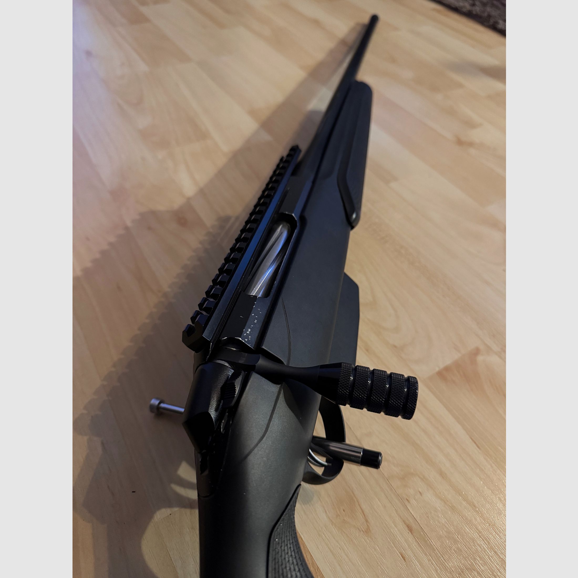 Tikka T3X Repetierer / .300 WIN. MAG. mit Schalldämpfer