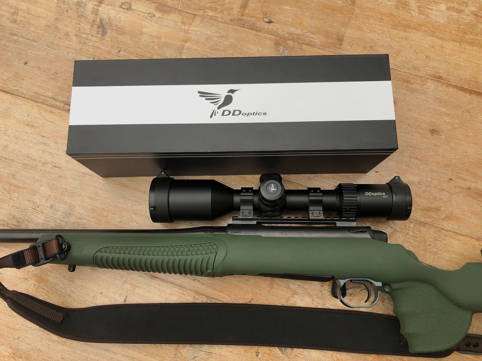 Absolut neuwertig - frisch aus dem Laden: Mauser M18 Fenris .223 Rem mit Optik und Schalldämpfer 