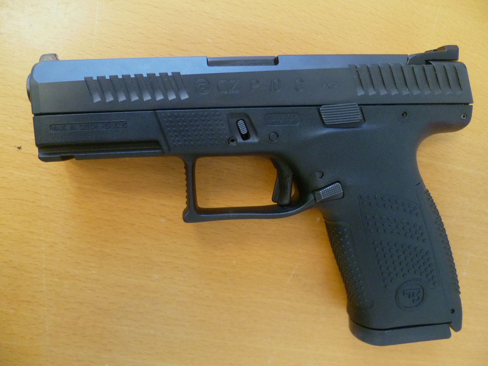 Pistole CZ P-10 C 9mm Luger