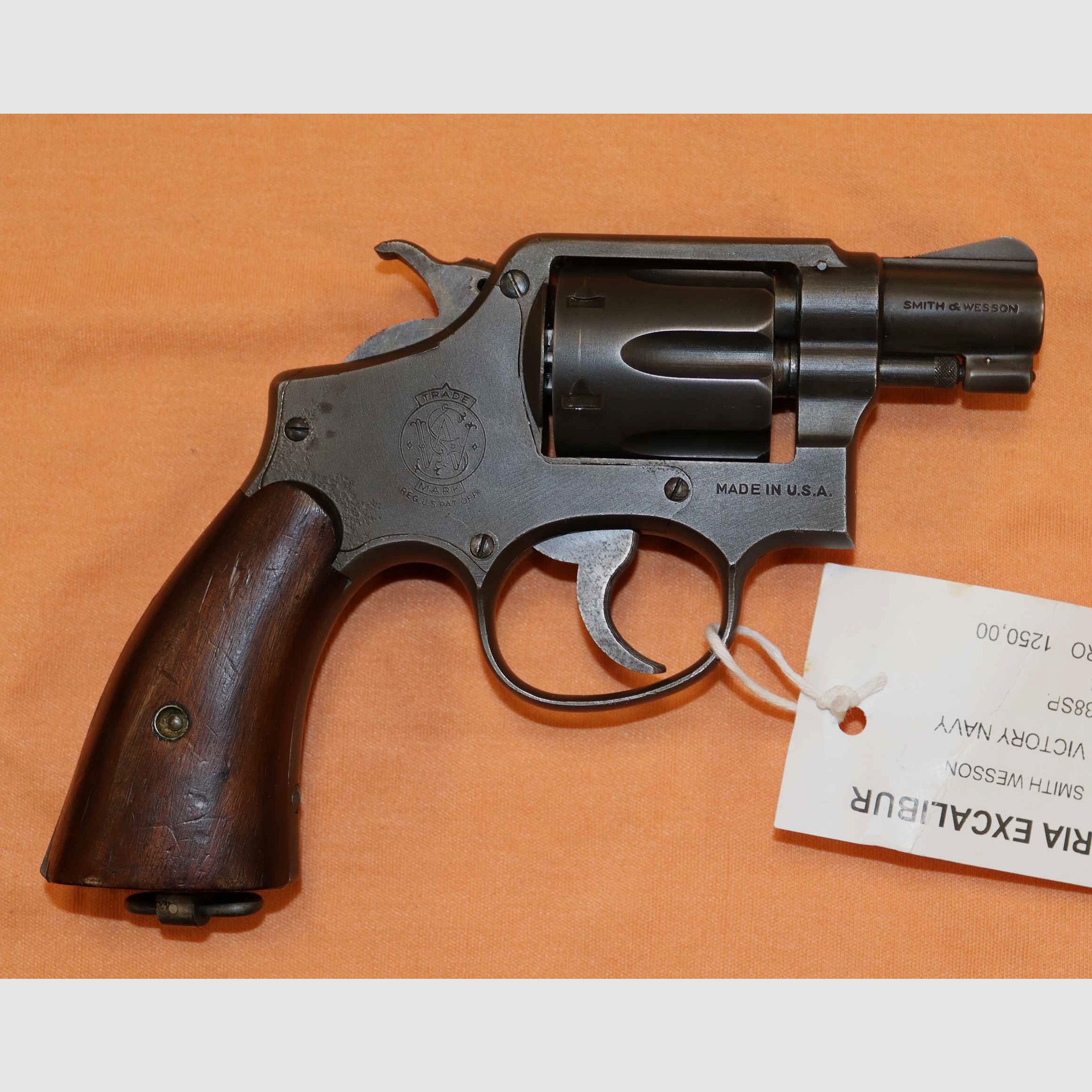 Revolver Smith & Wesson Model U.S. Navy Caliber 38 SP, image 5 of 9