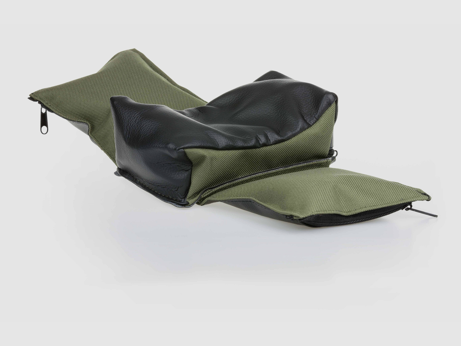 Shooting rest unfilled with 3 filling chambers