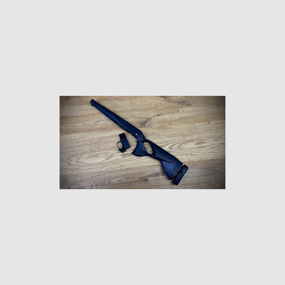 Blaser R8 Ultimate Schäftung / Schwarz-Braun / 17mm Kontur / verstellbare Schaftkappe