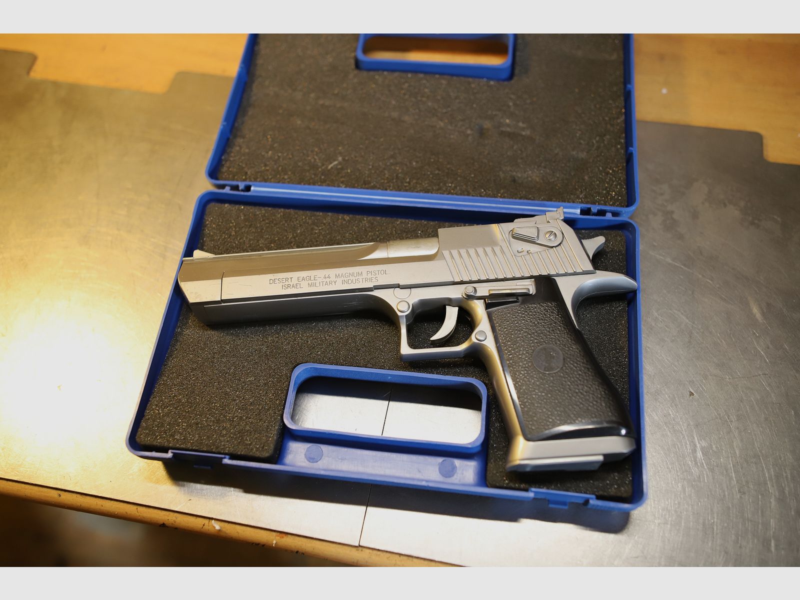 Baretta M9 Umarex & Desert Eagle .50 Softair with case