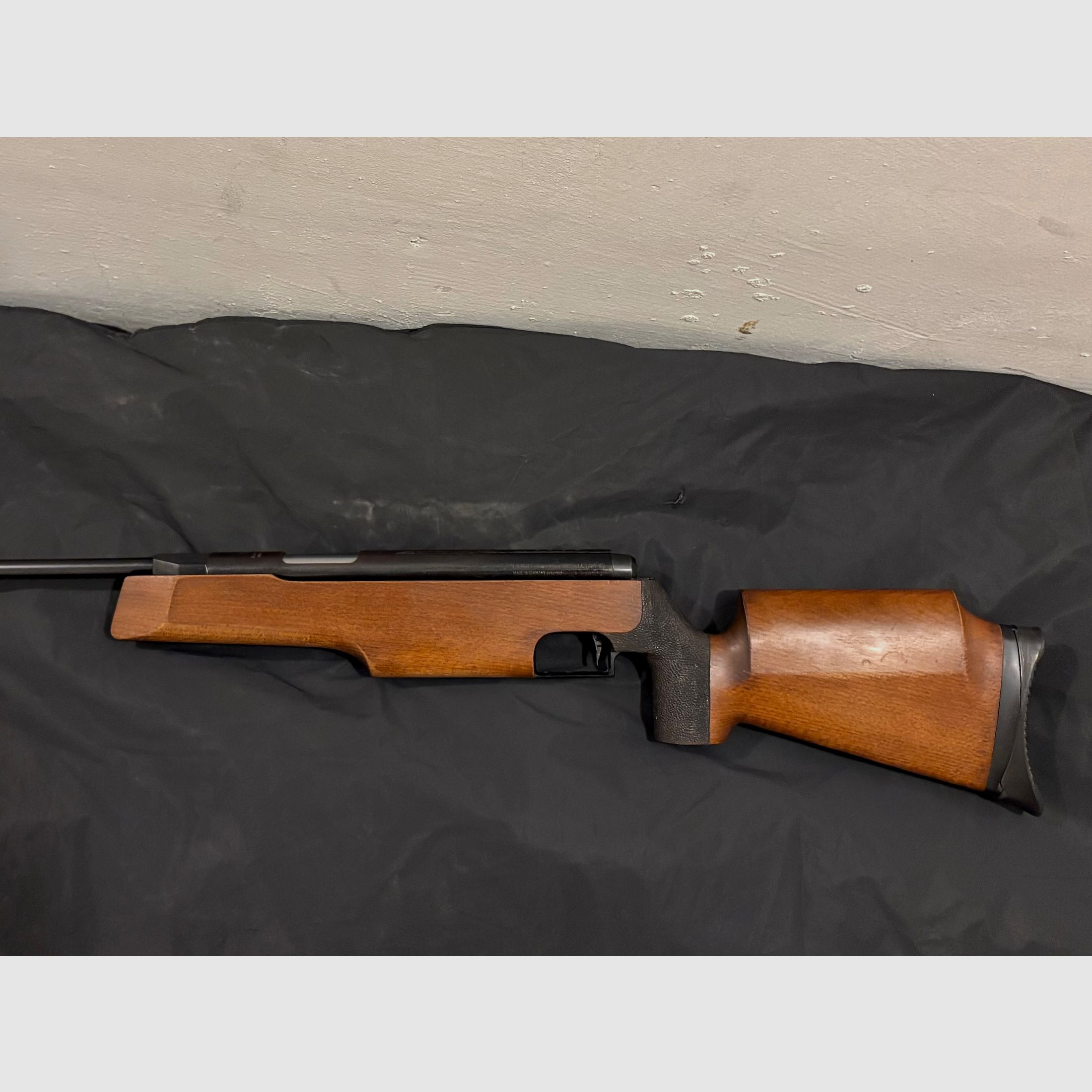 Feinwerkbau 300S Match – 250 VB Klasyczna wiatrówka z tłokiem