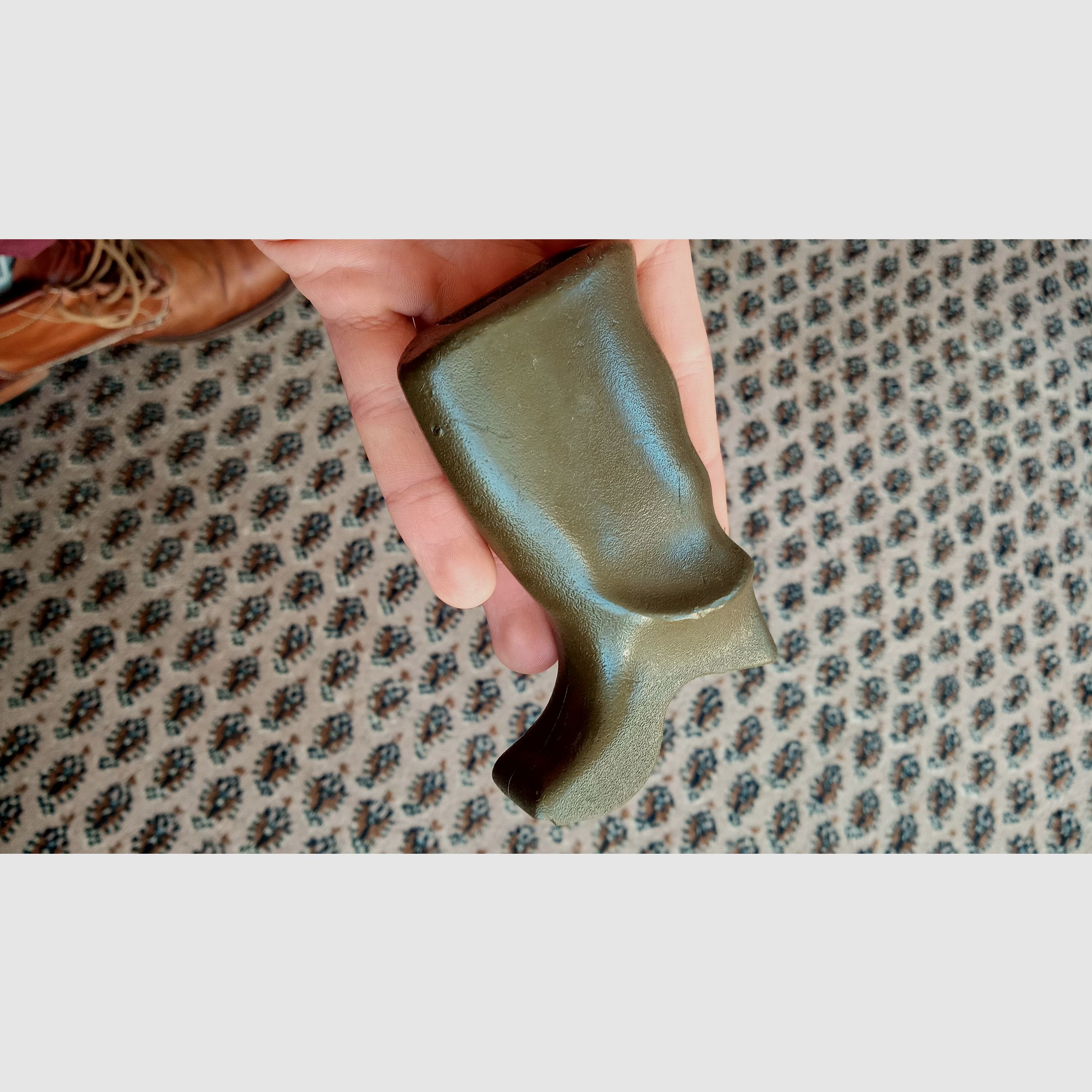 G3 Pistolengriff tiefes speckiges Oliv-Grün / stilistisch perfekt für Holz Handschutz // Polymer Griff