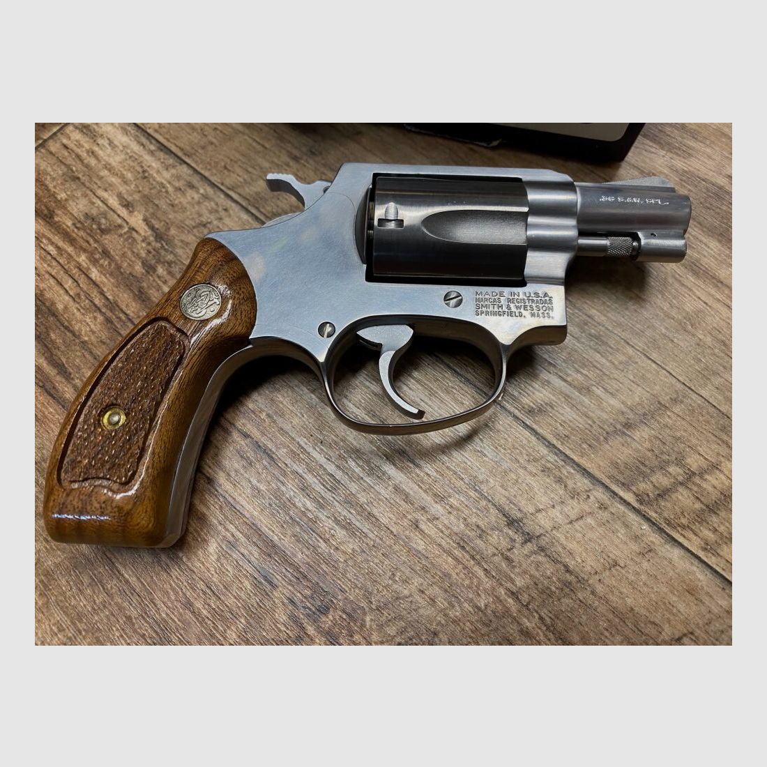 Smith & Wesson 60-3 2 Zoll in Originalverpackung .38Special
