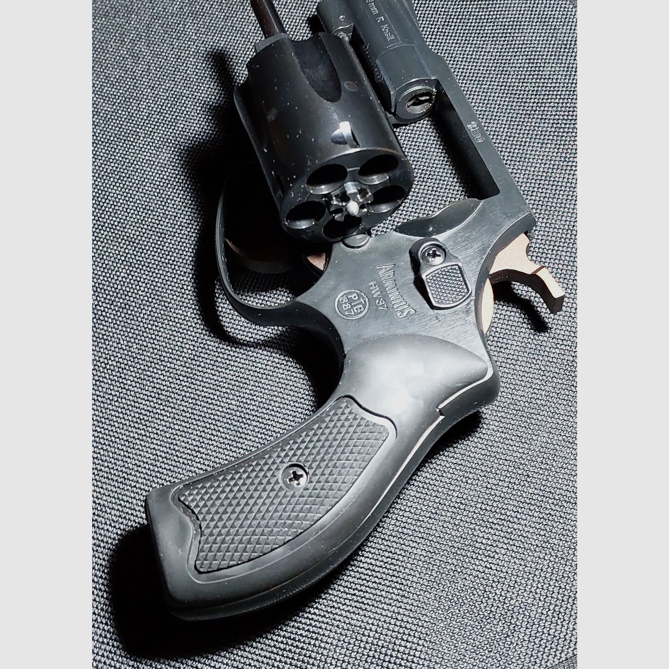 Weihrauch HW37 Kal. 9mm R.K. (PTB 887) Arminius HW 37 Schreckschuss Revolver