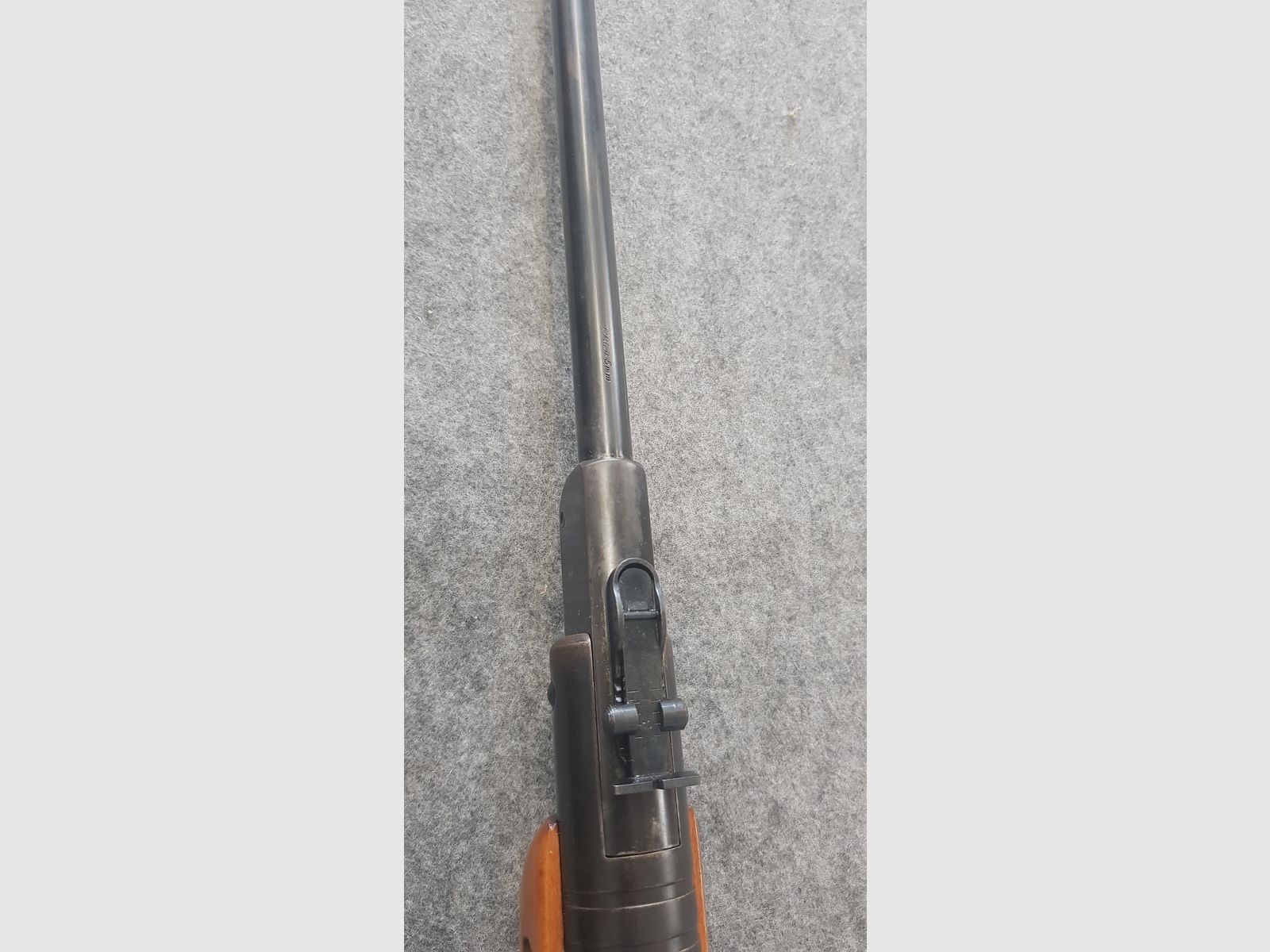 Seitlich verschraubt !!!  Seltene Ausführung  schönes Haenel Mod.  III-284   III 284 cal. 4,5mm Diabolo