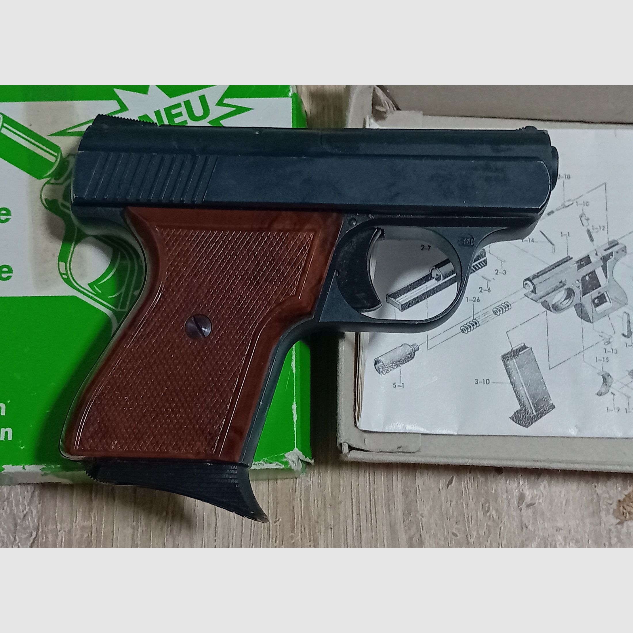 Alte Rhöner SM 15 Kal. 8 mm Knall im PTB 83/2 mit Verpackung!