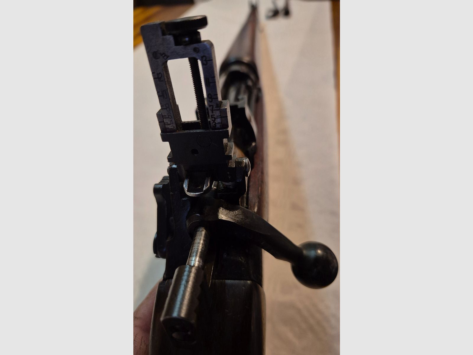 Lee Enfield No. 4 Mk. 1 *, Kaliber .303 Brit., Mehrlader/Repetierer.