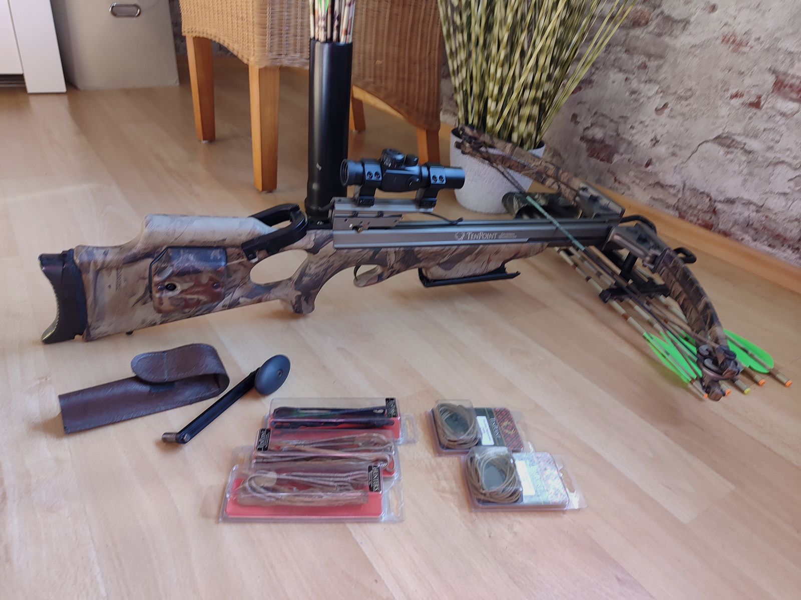 TenPoint QX4,  Crossbow, 325fps, 185lbs, gebraucht 