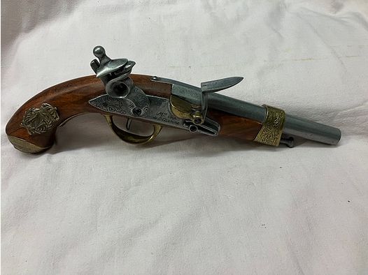 Muzzle-loading pistol (flintlock)