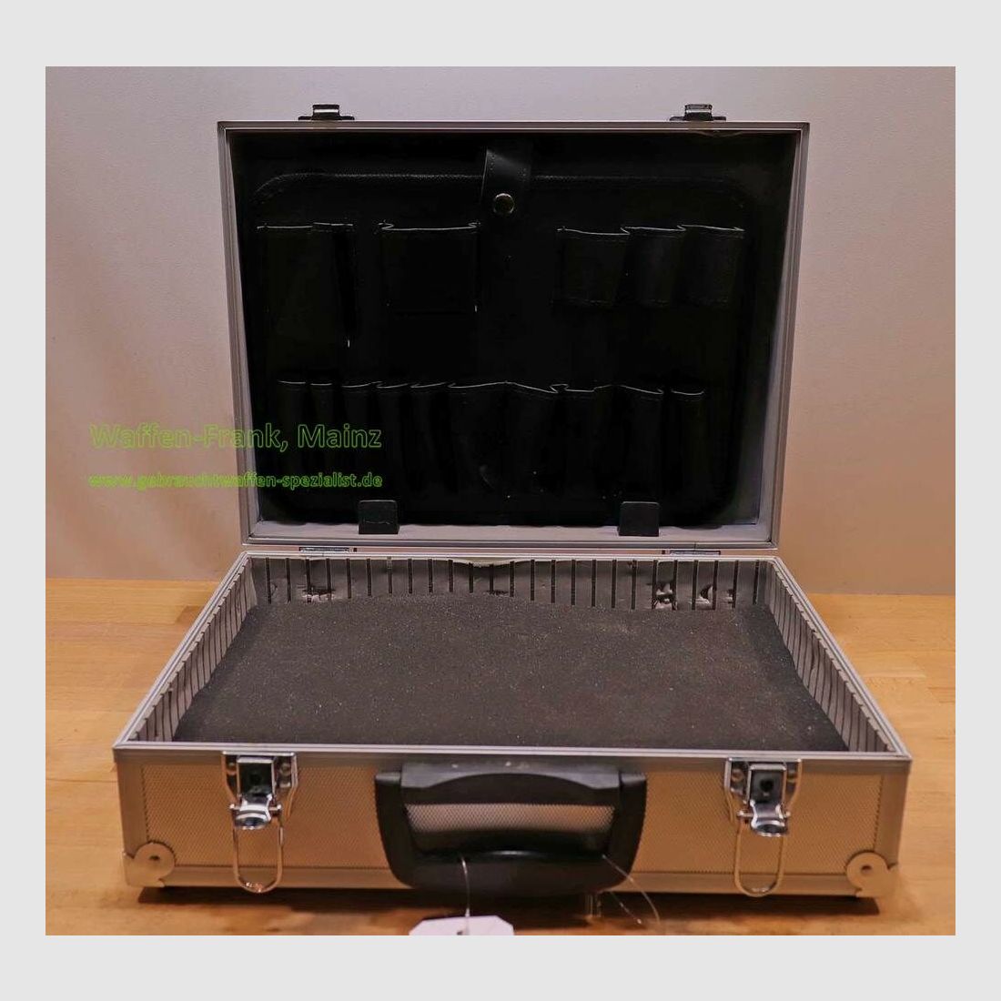 German, Manufacturer unknown pistol case