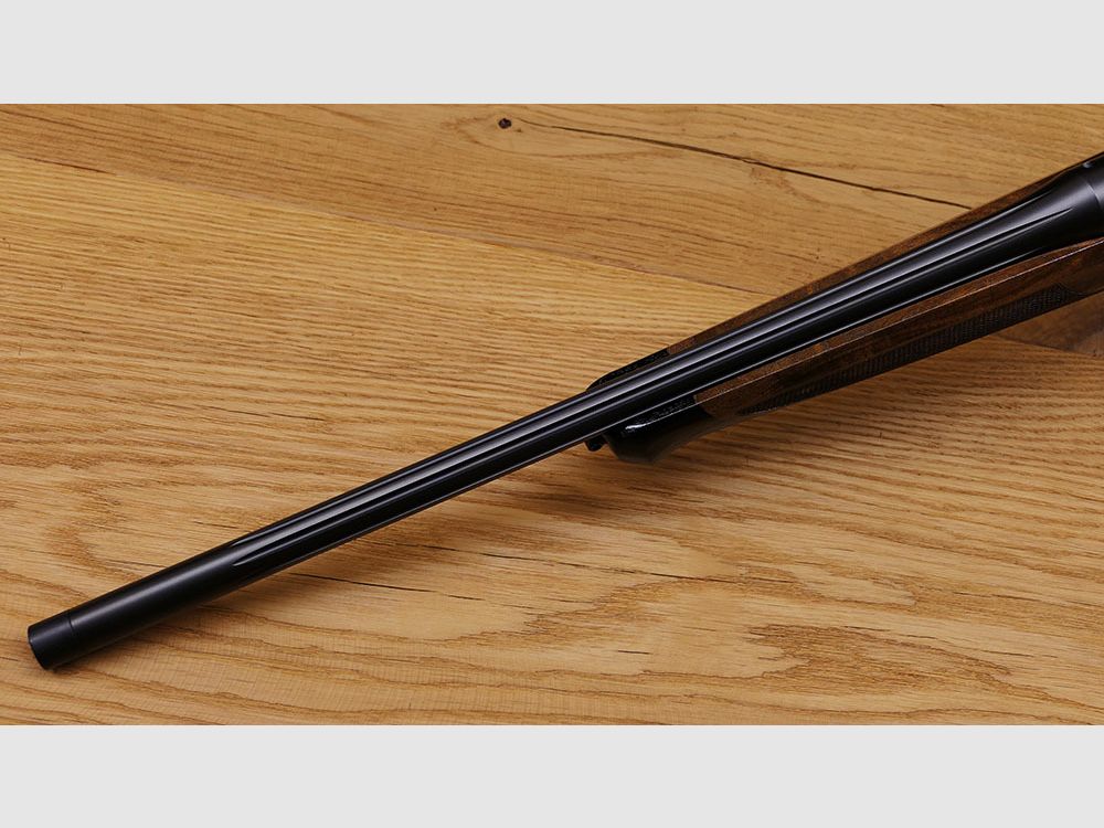 Blaser R8 mit Bunthärtung / Stahlsystem / kannelierter Lauf .308 / Stahlkugel gerändelt mit Blume und Goldlinie / goldener Verschlusskopf /  TRAUM AUS HOLZ & STAHL