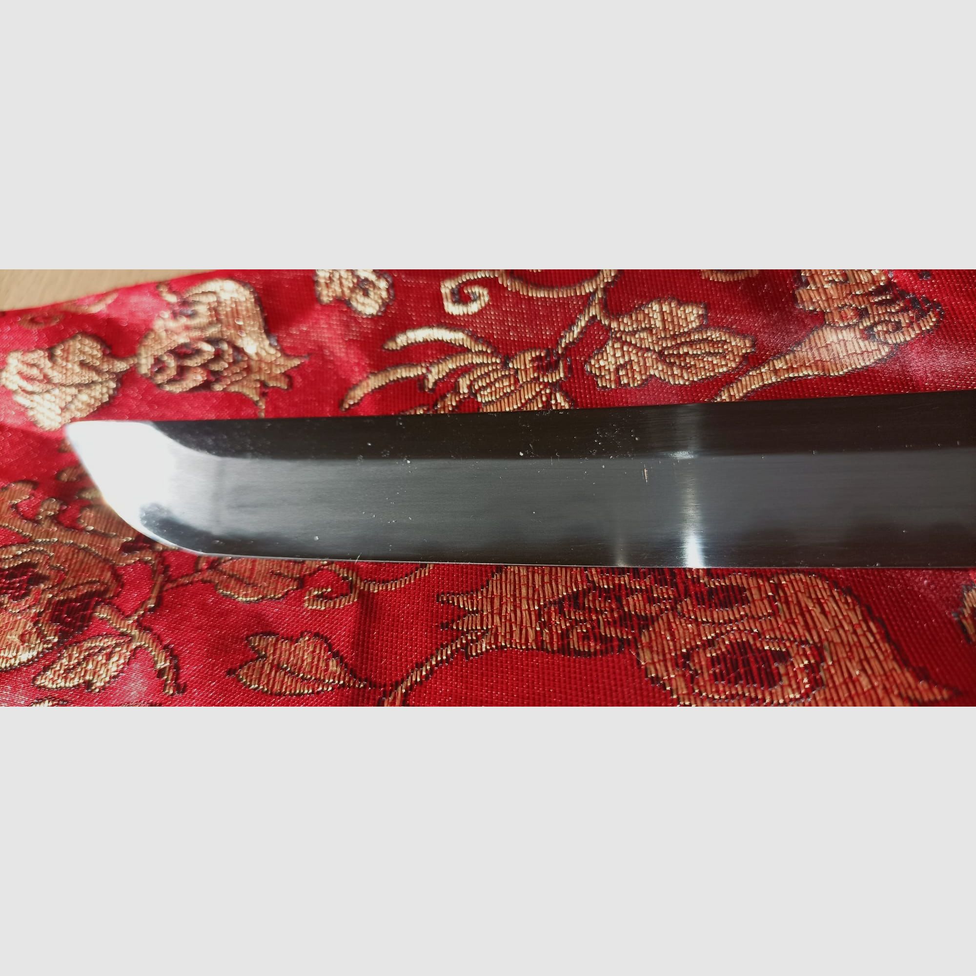 Katana Samuraischwert mit Gyaku-Kobuse Klinge – 1095 Carbonstahl