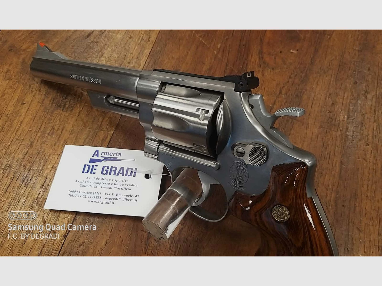 REVOLVER SMITH & WESSON MODEL 629 – 3 CALIBRE 44 MAGNUM, imagen 3 de 4